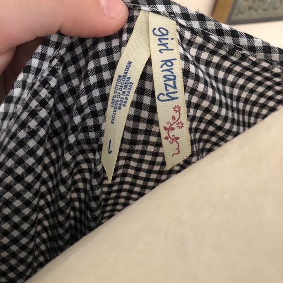 Adorable pineapple peplum top, size large - Picture 2 of 3